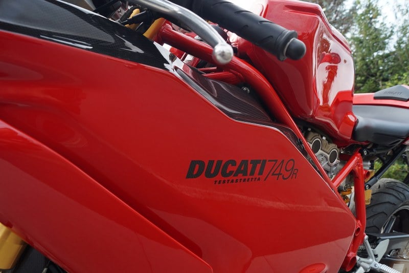 2004 Ducati Superbike 749 - 7