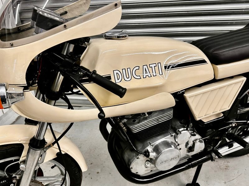 1979 Ducati 900 GTS - 7