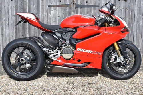 Ducati Panigale R Gen 2 (6300 miles) 2017 17 Reg VENDUTO