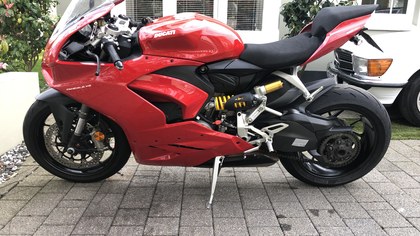 2022 Ducati V2 Panigale 955 EVO/ABS - 4300 miles