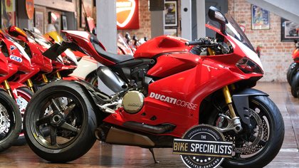 Ducati 1199R Mk2 Fitted with Dymag Carbon Wheels 6,855 Miles