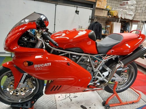 2001 Ducati 900 SS - 2