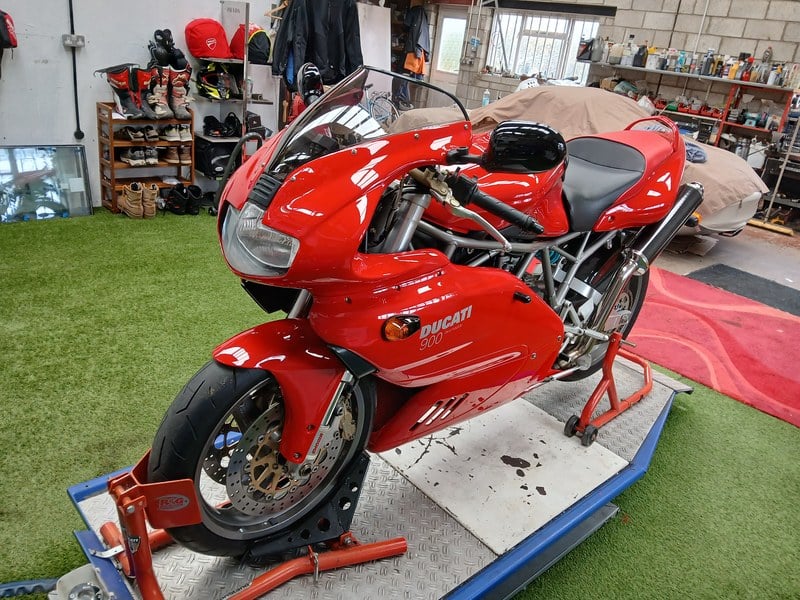 2001 Ducati 900 SS - 7