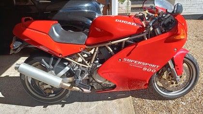 2000 Ducati 900 SS