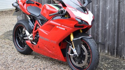 Ducati 1098S (Carbon Termignonis, Nice Parts Fitted) 2007 07