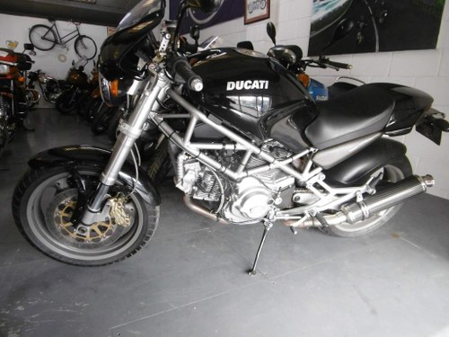 2003 Ducati Monster 1000 LOTS OF HISTORY AND EXTRAS. In vendita
