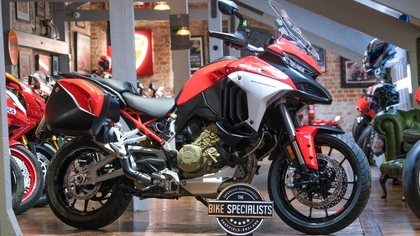 Ducati Multistrada V4S With Panniers