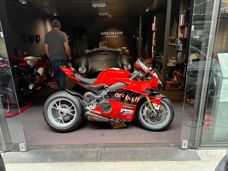 V4 S #Bautista (#19)