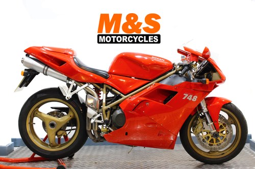 2000 Ducati 748 BP in red VENDU
