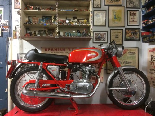 1965 Ducati M1 250