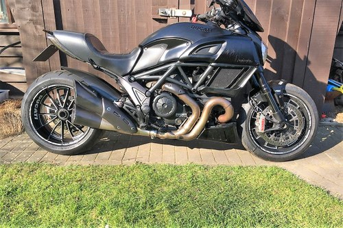 2015 Ducati Diavel For Sale by Auction