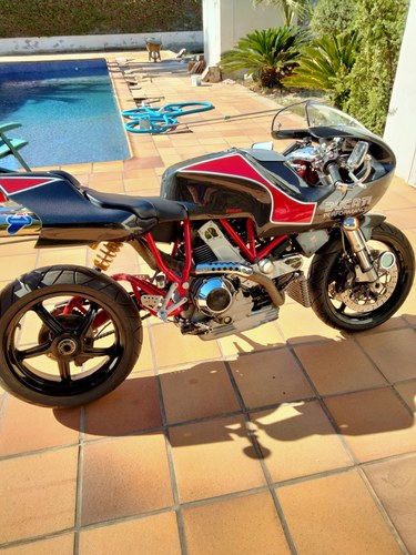 2002 Ducati MH900E