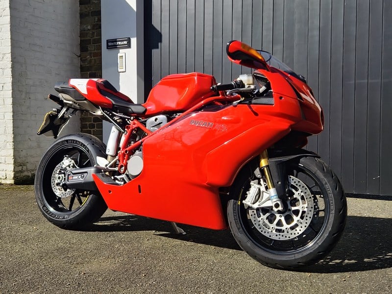 2004 Ducati 749R