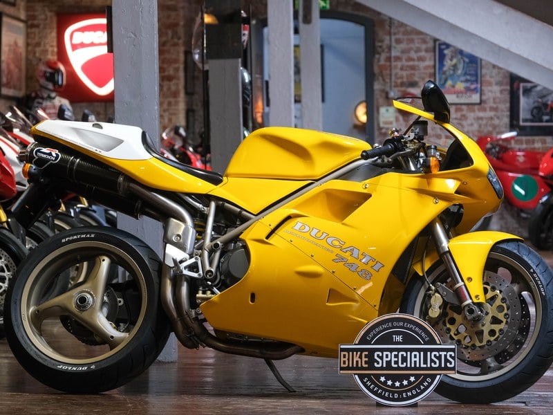 Ducati 748 SP UK 8,300 Mile Example