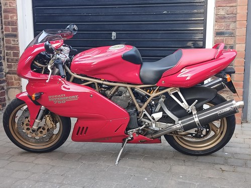 2000 Ducati 750 SS