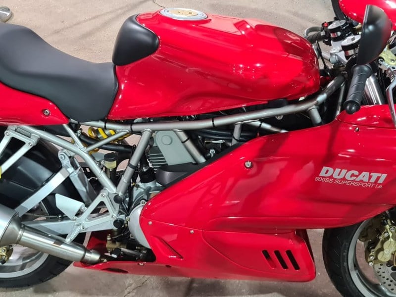Ducati 900 SS ie