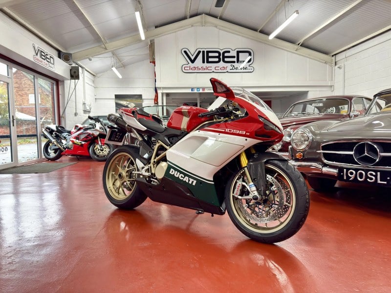 2007 Ducati 1098 - 1 2007 Ducati 1098 - 1