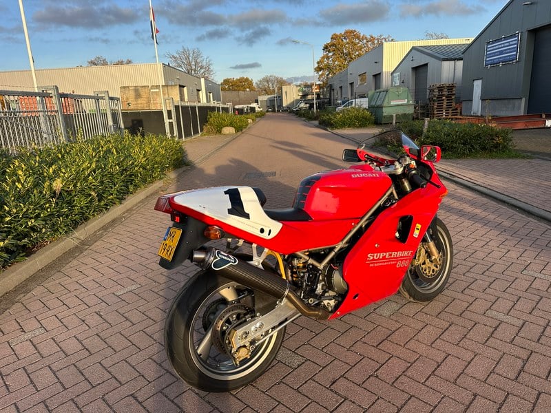 1993 Ducati 888