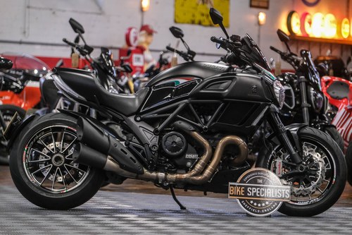 2016 Ducati 1200 *Stunning Example - Finance Available* En Venta