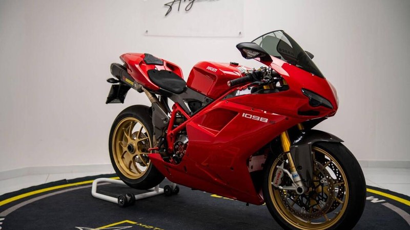 2006 Ducati 1098 - 2 2006 Ducati 1098 - 2