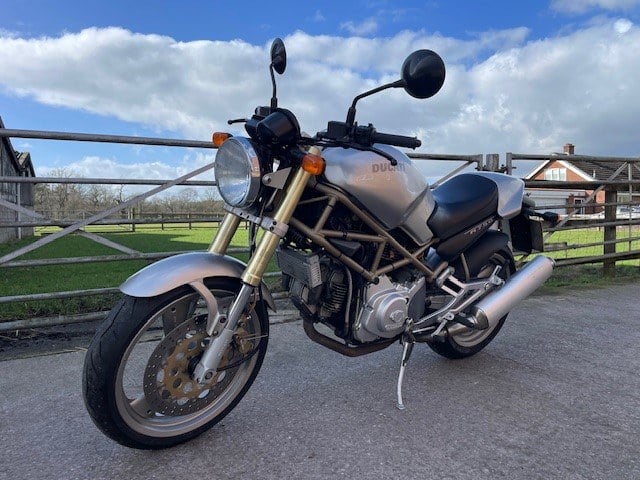 1998 Ducati Monster 750 - 2 1998 Ducati Monster 750 - 2