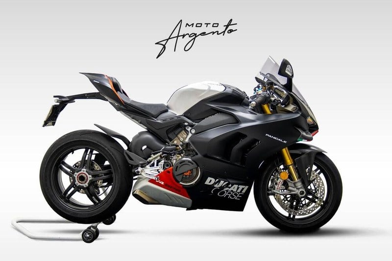 2022 Ducati V4 Panigale - 1 2022 Ducati V4 Panigale - 1