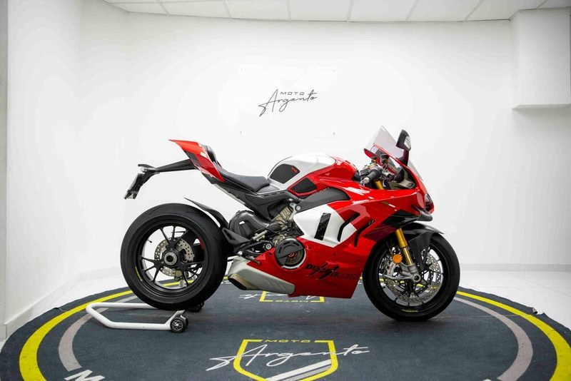 2023 Ducati V4 Panigale - 2 2023 Ducati V4 Panigale - 2