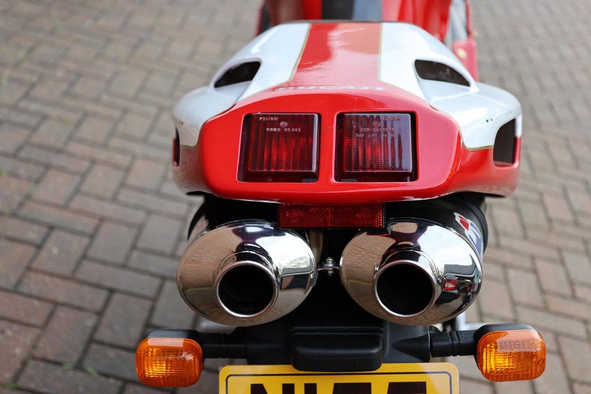 1995 Ducati 916 Vermelho Manual, 6 velocidades em Cranleigh, Reino ...