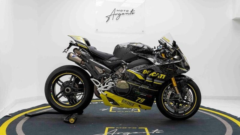 2018 Ducati V4 Speciale Panigale - 2 2018 Ducati V4 Speciale Panigale - 2