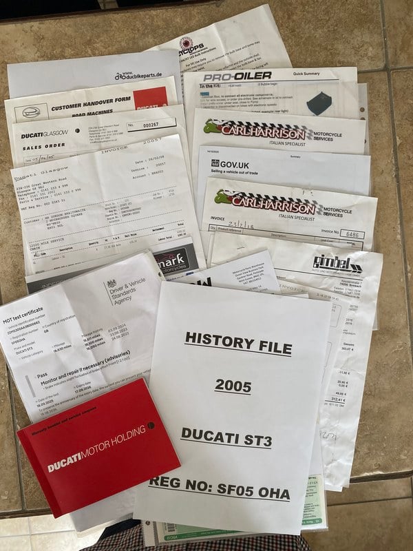 2005 Ducati Sporttouring ST3 - 2 2005 Ducati Sporttouring ST3 - 2
