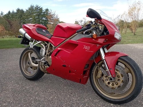 1996 DUCATI 748 Biposto In vendita