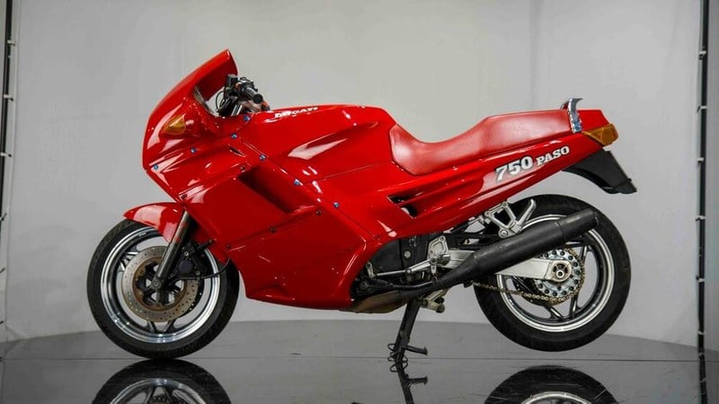 1986 Ducati Paso 750 - 2 1986 Ducati Paso 750 - 2
