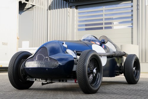 ERA Brooke 1936 Racing Car + Bedford Race Transporter