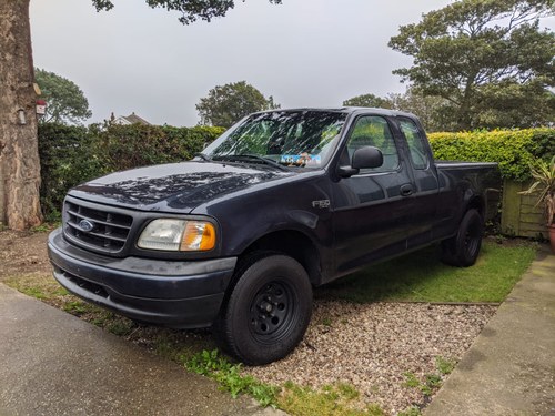 2001 FORD F150 XL V6 2WD For Sale