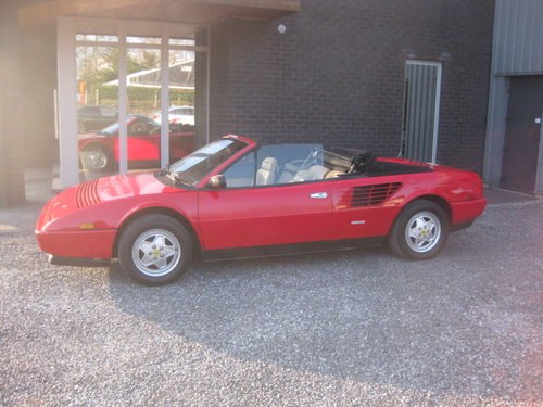 Ferrari Mondial 3.2 Cabriolet 2+2 Oldtimer1986 'Springprice! In vendita