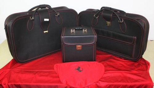 1998 Ferrari 456 GT 3-Piece Schedoni leather luggage set In vendita all'asta