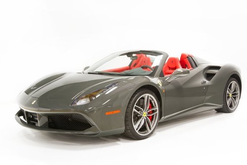 2017 Ferrari 488 Spider = Grey(~)Red 8.6k miles $324.5k  In vendita