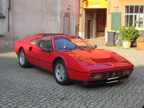 1986 Ferrari 328 GTS VENDUTO