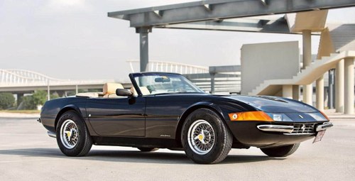 Ferrari Daytona “Miami Vice” Replica Kaufen Bei