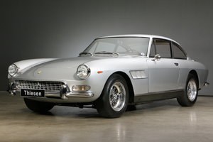 1965 Ferrari 330 GT 2+2 Series 2 In vendita