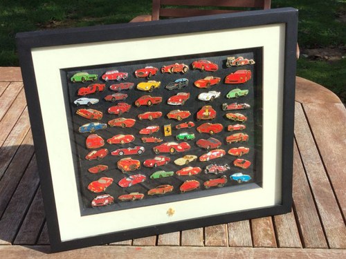 Ferrari pin badge collection A vendre