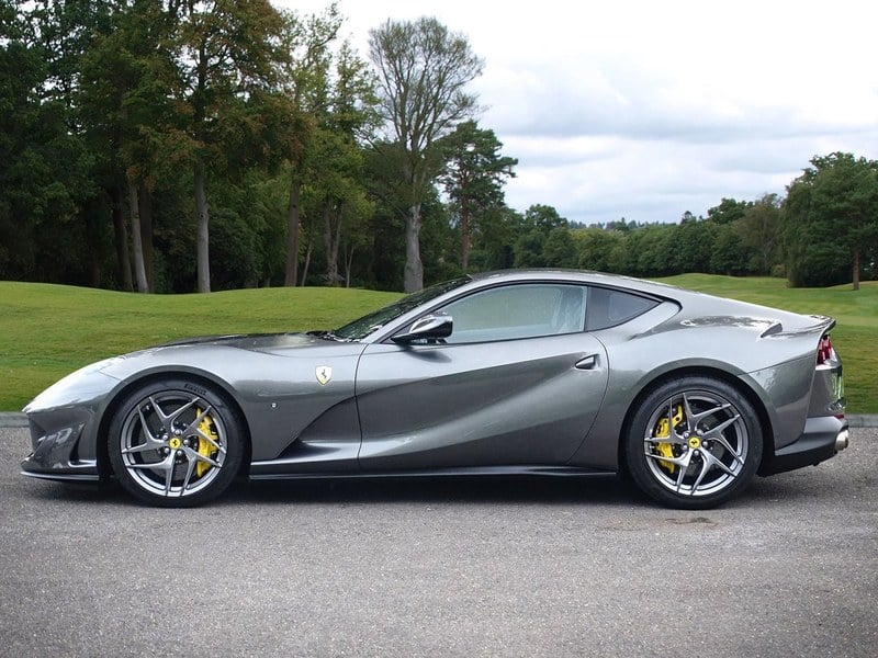 Ferrari 812 SUPERFAST