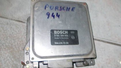 Porsche 944 unit