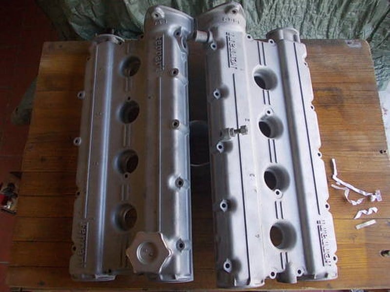 Valve covers Ferrari 208 and 308