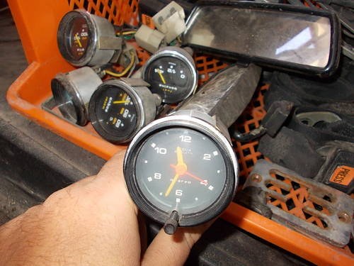 Ferrari Dino 208 gt4 clock  In vendita