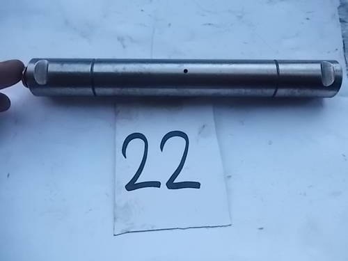 Front Suspension Top Inner pin Ferrari 365 Gt 2+2 Kaufen Bei