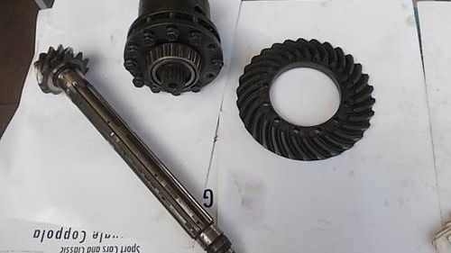 Picture of Crown wheel and pinion for differential Ferrari F40 - For Sale