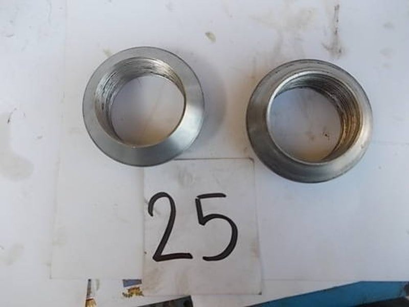 Hub nuts for Ferrari F40