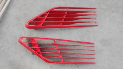 Side grills for Ferrari Mondial 8