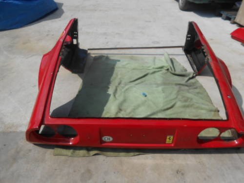 Rear panel with rear wings for Ferrari 308 In vendita
